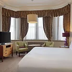 Doubletree By Hilton Majestic & فندق هاروغايت