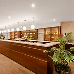 Doubletree By Hilton Majestic & هاروغايت