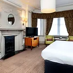 Doubletree By Hilton Majestic & فندق 4*
