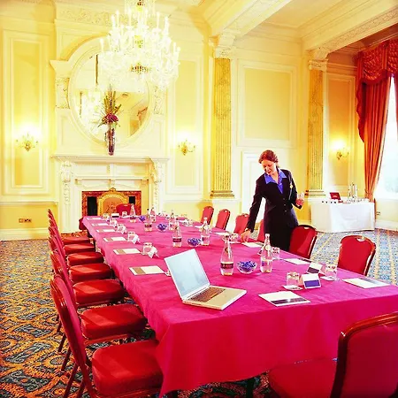 Doubletree By Hilton Majestic & 4*