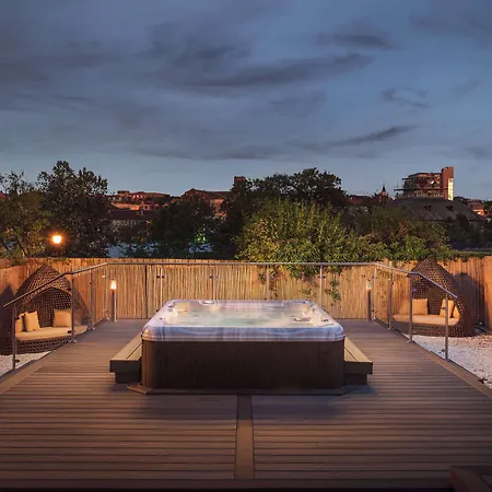 Doubletree By Hilton Majestic & 4* Harrogate