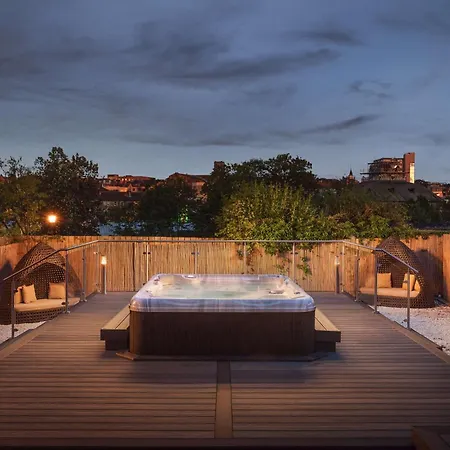 Ξενοδοχείο Doubletree By Hilton Majestic & 4*