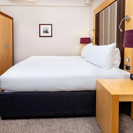 Ξενοδοχείο Doubletree By Hilton Majestic & 4*
