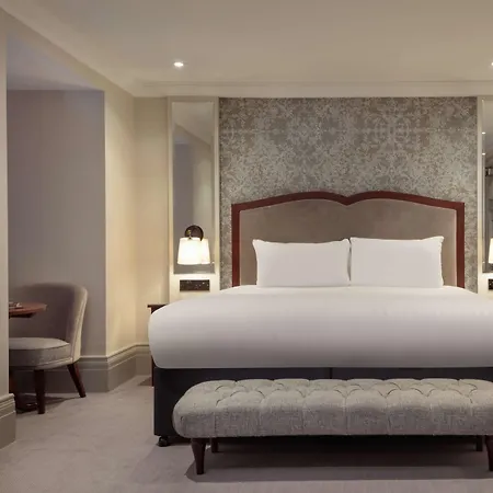 Hotel Doubletree By Hilton Majestic & 4*