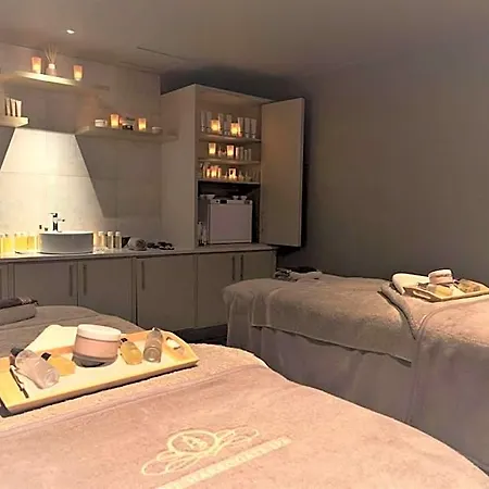 Doubletree By Hilton Majestic & Harrogate