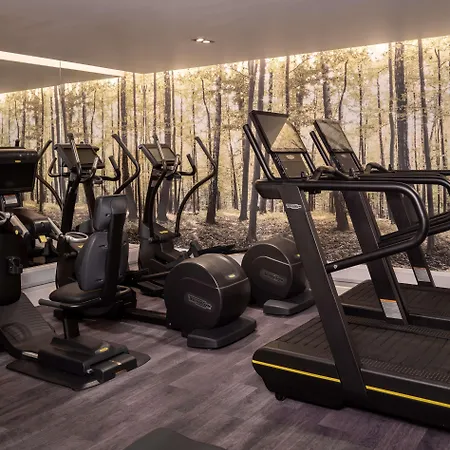 Doubletree By Hilton Majestic & 4*