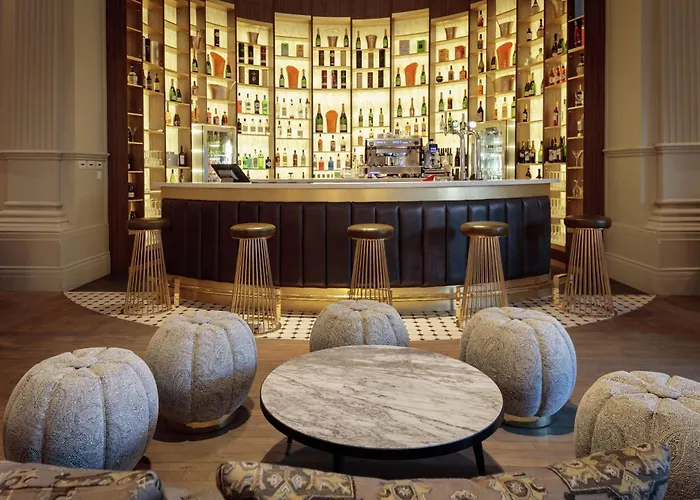 Doubletree By Hilton Majestic & 酒店 4*