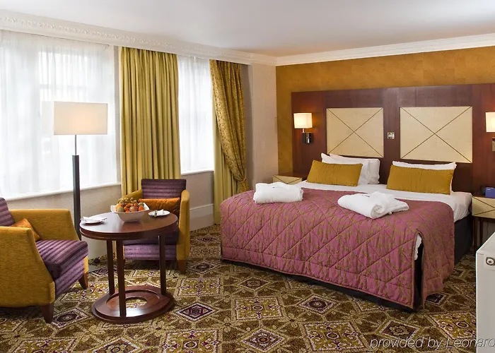 Doubletree By Hilton Majestic & 4* 哈罗盖特