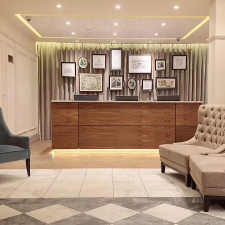 Doubletree By Hilton Majestic &