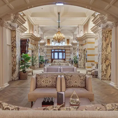 Doubletree By Hilton Majestic &