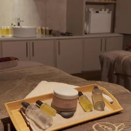 Doubletree By Hilton Majestic & 4* הרוגייט