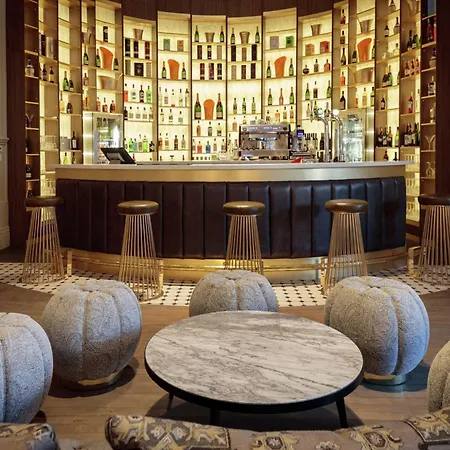 Doubletree By Hilton Majestic & מלון 4*