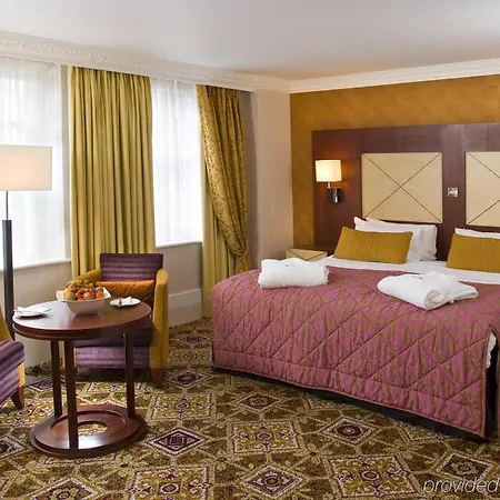 Doubletree By Hilton Majestic & 4* הרוגייט