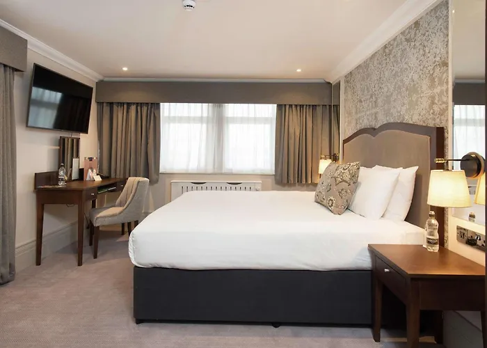 Doubletree By Hilton Majestic & 4*