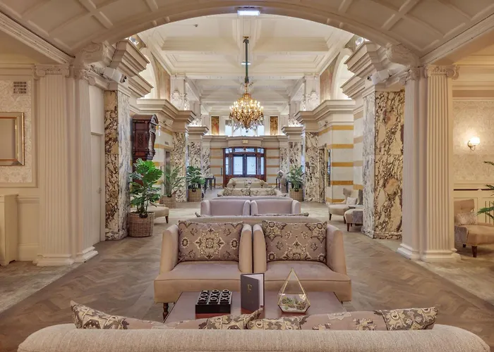 Doubletree By Hilton Majestic &