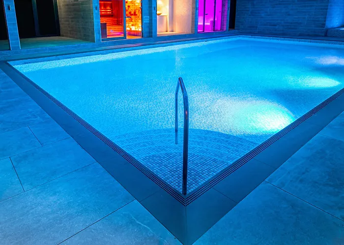 Doubletree By Hilton Majestic & Hotel 4*