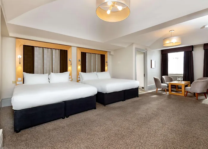 Doubletree By Hilton Majestic & Hotel 4*